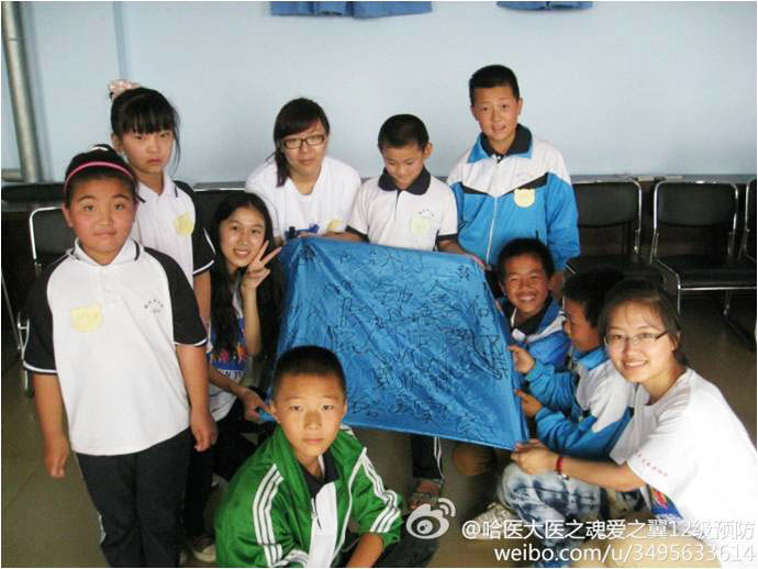 �����I�t(y��)�ƴ�W���t(y��)֮�ꡤ��֮����������`�F��� 7��8�Ձ��������I�p����(li��n)�d�WУ�M��֧�̻�����F�����ֽM�������ķ����������ӂ��ֳ��Ă�С�M���D��һ��С�M�ĺ��ӂ���꠆T������Ϻ��¿�̖�����֡�