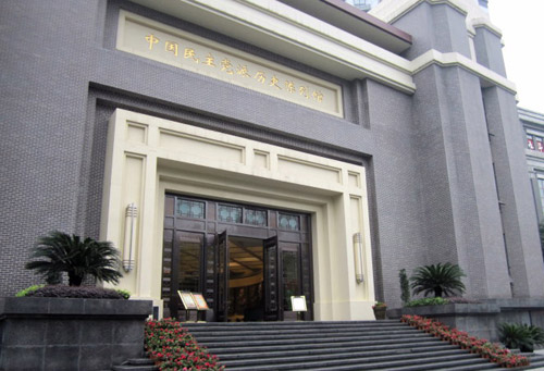 ��ǰ��������W(w��ng)ӛ�ߺ͏�(qi��ng)��(gu��)Փ���W(w��ng)�ѽM�ɵġ����Қvʷӛ�����ѿ���(zh��n)Ӣ�ҡ����(d��ng)���ؑcվ��С���(du��)����(l��i)���Ї�(gu��)�����h�ɚvʷ����^���^��