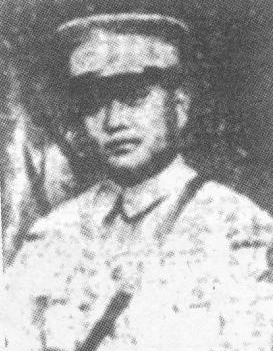 ���É���1899�������F��ʡ����ˮ�����οh�ˡ�1919�ꮅ�I(y��)���F���܊�v�����ڱ������Ⱥ���ǭ܊�Кv�����L���B�L���I�L���F�L����1926�굽�V��Ͷ���������܊��1929�걻�{(di��o)����ʮ��·܊����Ҫ��˾��΅��\�L��1932�� ��һ���ˡ���׃���l(f��)�����É۷�������(zh��n)���ڼ��ҵđ�(zh��n)���У����ұ��ڏ�Ƭ����ը�����������ּ���͸���ظ���Ѫ����ע�����Ҡ������r��33�q���ǡ���һ�ˡ���׃�󣬾ֲ�����(zh��n)�ԁ������(zh��n)���Ϡ����ĵ�һλ�����h܊���I(l��ng)��