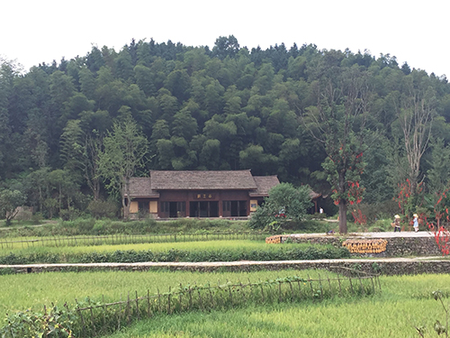 �Ї��һ�Դ���^(q��)����@�����cɽˮ��Ȼһ�w��