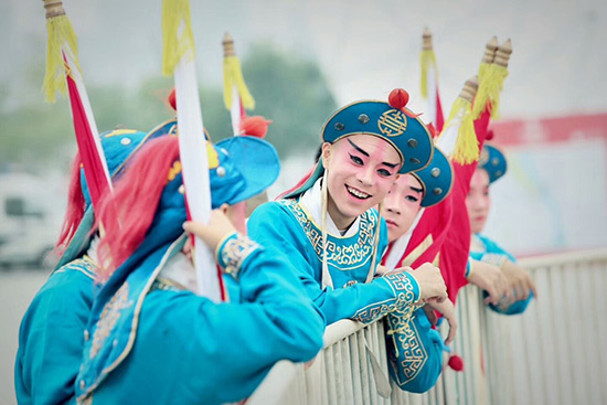 �F(xi��n)���݆T��   ���� �z