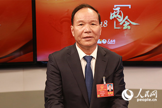 ȫ��(gu��)�˴�������������΅^(q��)�hί����ӛ�����΅^(q��)��ϯ�R����������W(w��ng)ӛ�� ���� �z��