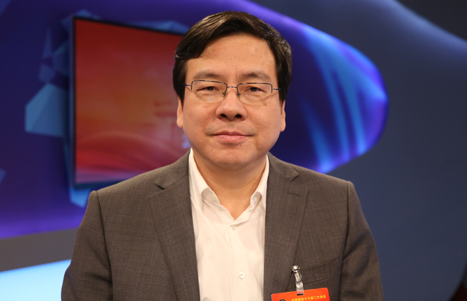 全國政協(xié)委員、湖南省政協(xié)副主席張?。杭ぐl(fā)民營經(jīng)濟(jì)發(fā)展新動能